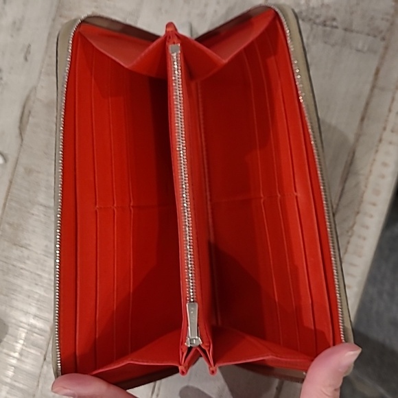 Celine Zippy Wallet - Picture 7 of 8